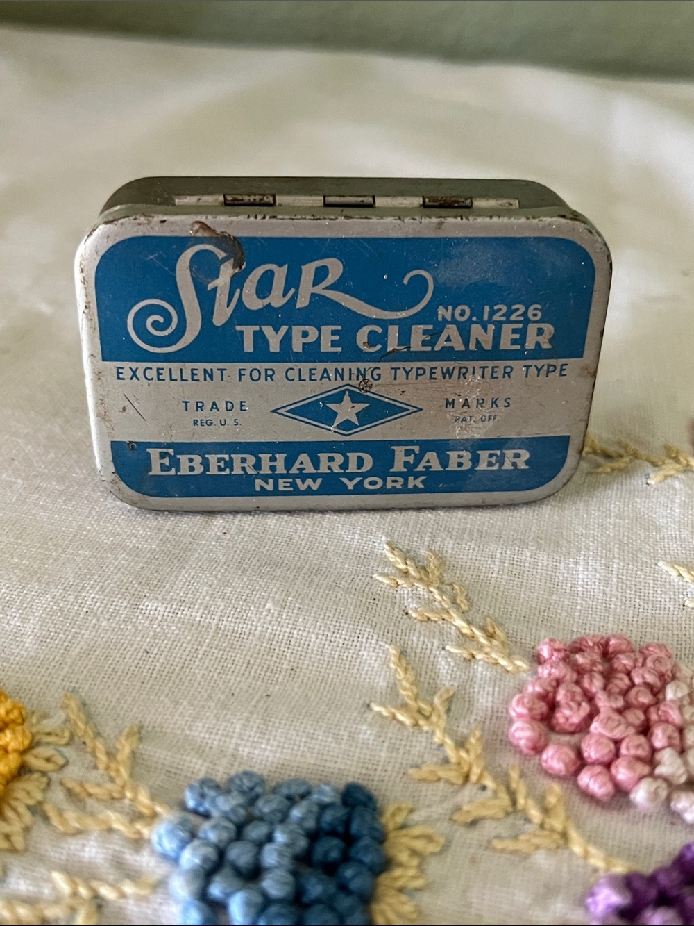 Vintage Eberhard Faber Star No 1226 Typewriter Cleaner Metal Tin